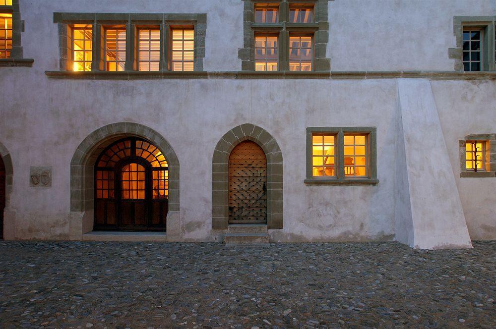 Chateau Le Rosey Hotel Nyon Buitenkant foto